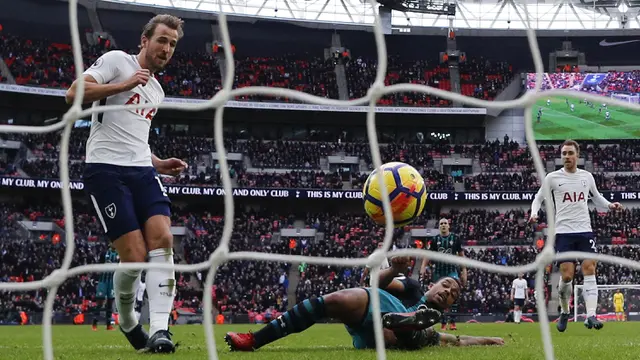Foto: Chris Wood dan Deretan Pencetak Hattrick saat Boxing Day Liga Inggris