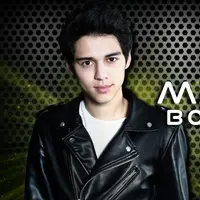 Celeb Bio Maxime Bouttier (Fotografer: Adrian Putra, Desain: Muhammad Iqbal Nurfajri/Bintang.com)