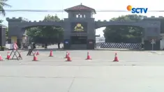 Para napi teroris akhirnya menyerahkan diri dan dibawa ke Lapas Nusakambangan. Sementara suasana di Mako Brimob Kelapa Dua, Depok, berangsur membaik.