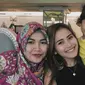 Ayu Ting Ting, Umi Kalsum dan Bilqis [foto: instagram]