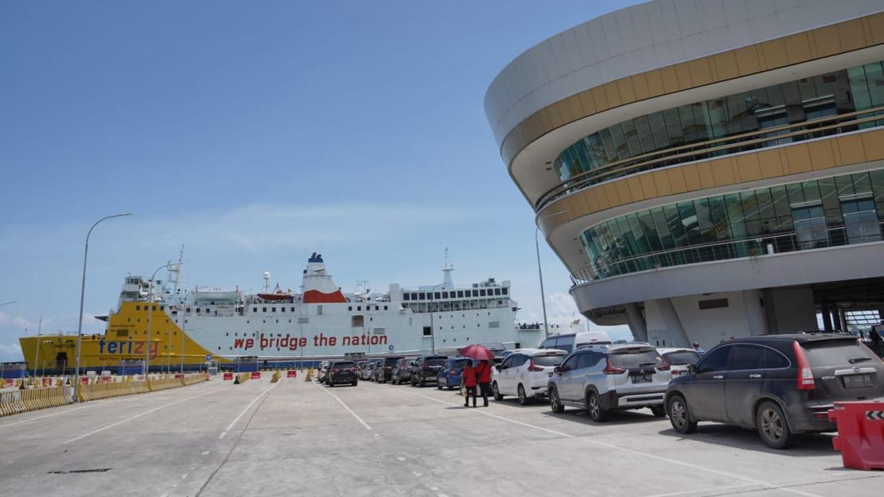 Waspada Cuaca Ekstrem, ASDP Siapkan Refund Tiket Penyeberangan