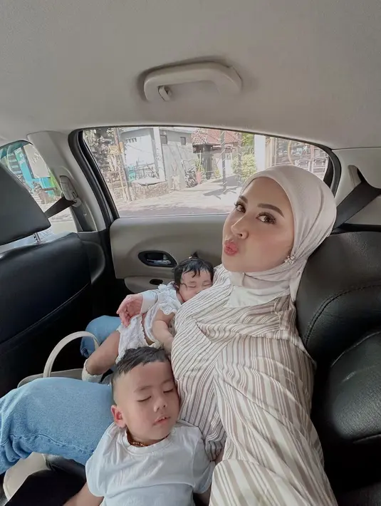 <p>[Instagram/kesharatuliu05]</p>