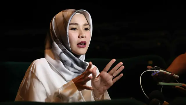 [Bintang] Zaskia Adya Mecca