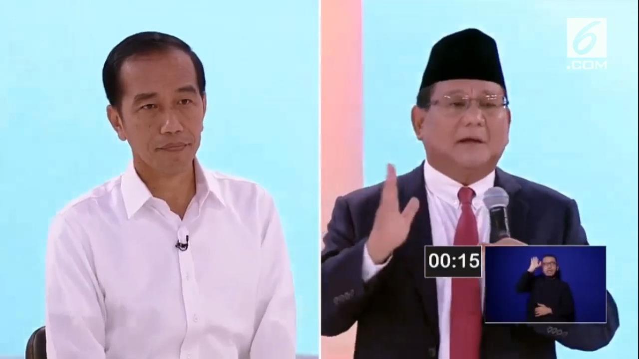 Jokowi dan Prabowo Subianto dalam debat kedua capres 2019.