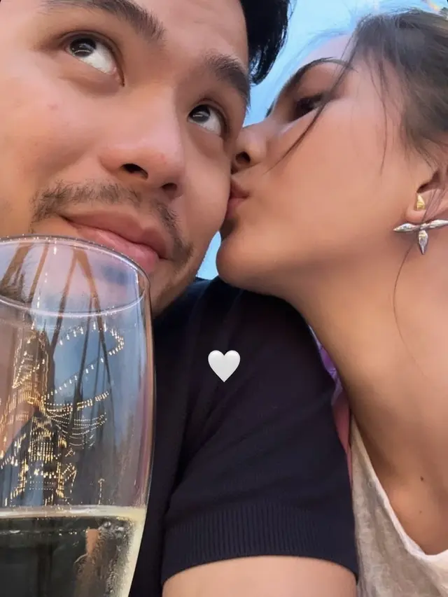 Penampilan Honeymoon Jessica Mila saat di Spanyol