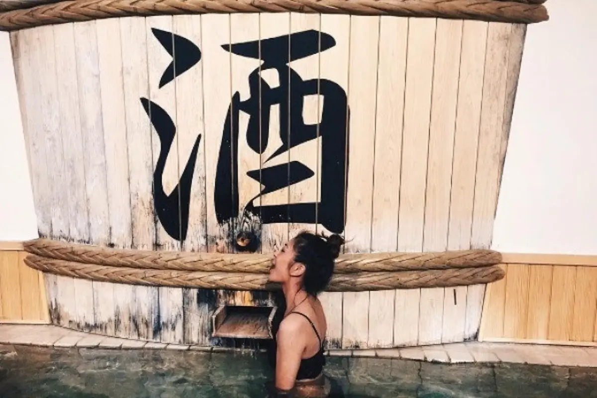 Jepang Tawarkan Wisata Mandi Sake