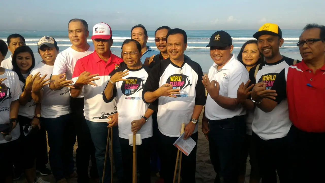 sampah plastik