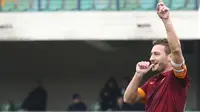 Totti Tak Lagi Minta Helikopter Saat Roma Sambangi Indonesia 