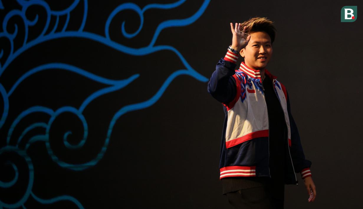 Liliyana Natsir menjadi pebulu tangkis Indonesia ke-10 yang menerima penghargaan BWF Hall of Fame dan menjadi pebulu tangkis putri kedua setelah Susy Susanti yang berhak atas penghargaan tersebut. (Bola.com/Bagaskara Lazuardi)