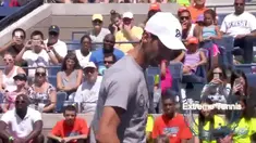 Tarian Novak Djokovic di acara Arthur Ashe Kids' Day membuat penonton histeris sehari sebelum pertandingan di AS Terbuka 2015 dimulai.