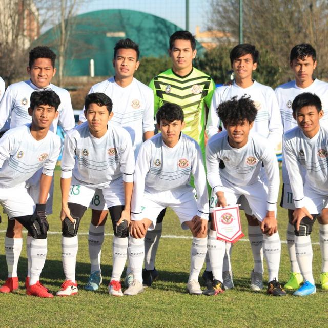 Liga 1 Jebolan Garuda Select Siap Bersaing Dengan Pemain Senior Persib Bandung Indonesia Bola Com