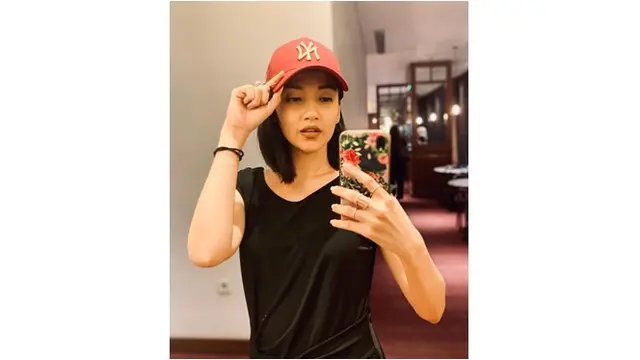 Kini penampilan wanita 28 tahun ini makin kece dan memesona.