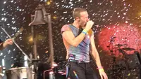 Membidik momen konser Coldplay di Singapura lewat kamera Samsung Galaxy S24 Ultra. (Liputan6.com/Agustin Setyo Wardani)