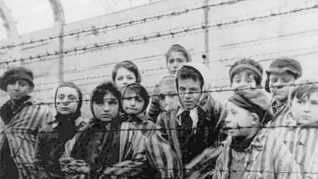 Ilustrasi Kamp Konsentrasi Nazi