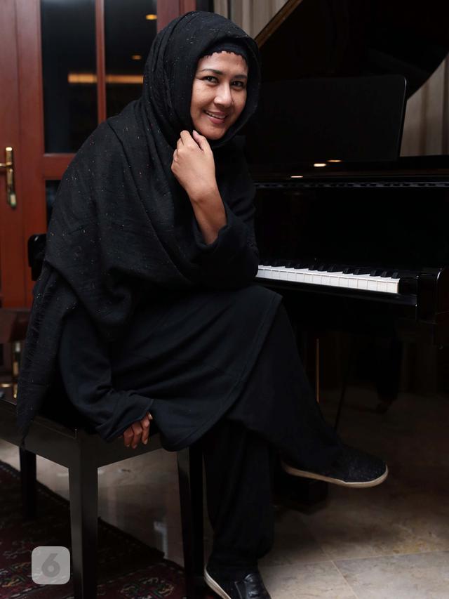 [Bintang] Ria Irawan