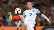 Wayne Rooney. Striker Inggris ini mengoleksi 6 gol dalam 3 edisi Piala Eropa, yaitu Euro 2004, 2012 dan 2016. Pencapaian terbaiknya adalah lolos hingga perempatfinal di edisi 2004 dan 2012. Wayne Rooney memutuskan pensiun pada 15 November 2018 dengan koleksi 120 caps. (Foto: AFP/Paul Ellis)