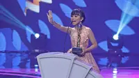 Tasya Rosmala berhasil meraih  Penyanyi Dangdut Pendatang Baru Wanita Terpopuler Indonesian Dangdut Awards 2017 (Liputan6.com/Herman Zakharia)