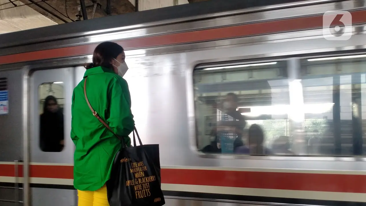 Siap-Siap Penyesuaian Tarif Baru KRL Jabodetabek Tahun Depan