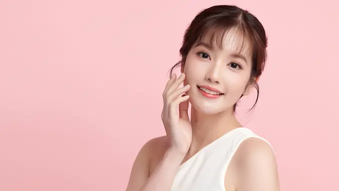 Glass Skin Bukan Sekadar Tren, Intip Rahasia Kulit Sehat dan Bening Alami dengan WONDERMIS