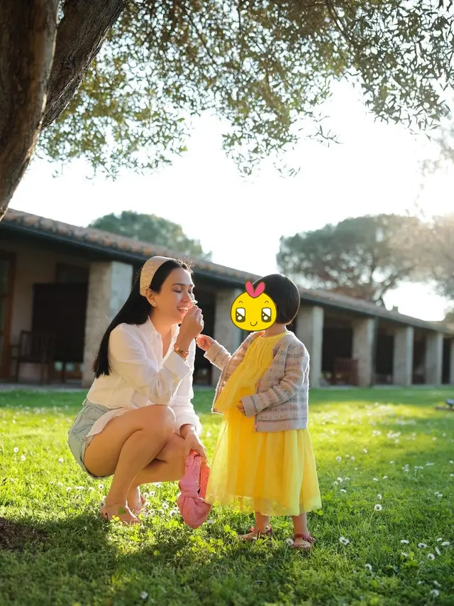 8 Potret Seru Shandy Aulia Liburan di Italia, Bahagia Berdua dengan Anak
