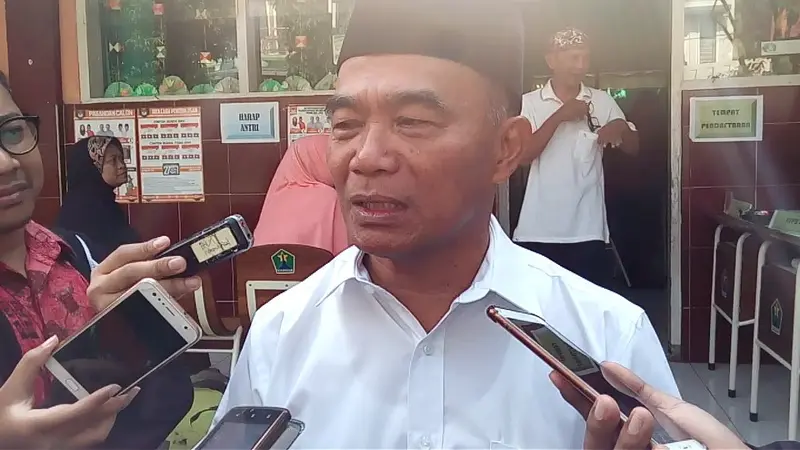 Mendikbud : PPDB Sistem Zonasi Memudahkan Sekolah