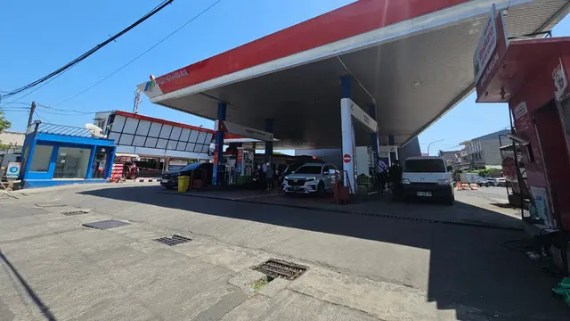 Sejumlah upaya dilakukan Pertamina Patra Niagadan  Pemerintah Provinsi Sulawesi Selatan untuk meningkatkan kapasitas pelayanan dan mengatur penyaluran BBM Subsidi. (Foto: Pertamina)