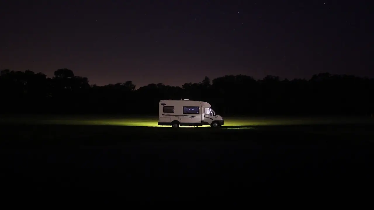 Ilustrasi Campervan