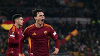 Gelandang muda AS Roma, Niccolo Pisilli. (Filippo MONTEFORTE / AFP)