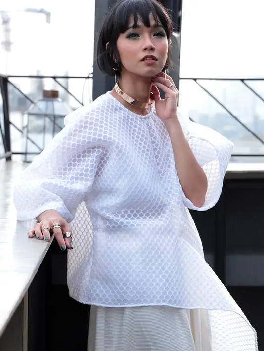 Selain mengubah namanya menjadi Tanayu, ibu muda yang satu ini juga merilis album barunya yang bertajuk #Reborn. Dalam album tersebut, Intan mempersembahkan 5 lagu dalam mini albumnya itu. (Deki Prayoga/Bintang.com)