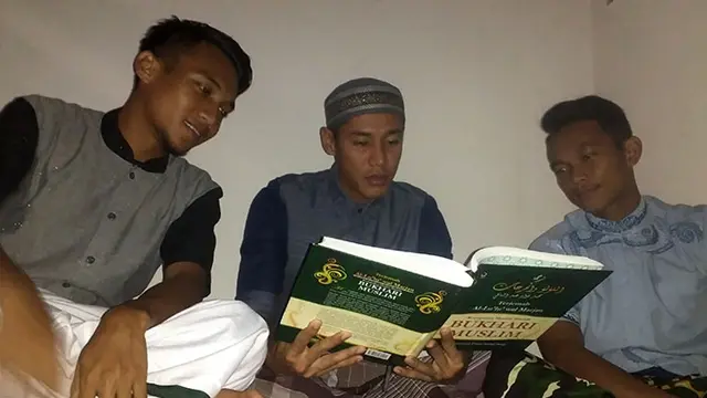 M. Hargianto, Indra Kafi, Ahmad Hari