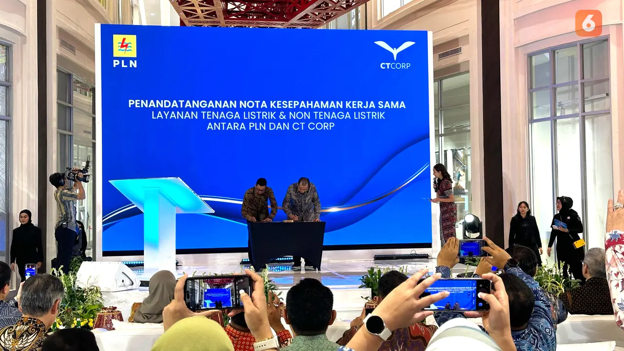 Peresmian PLTS di Trans Studio Mal Makassar (Liputan6.com/Fauzan)