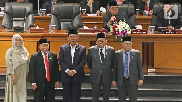 Rapat Paripurna Penetapan Pimpinan DPRD DKI