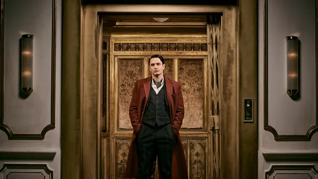 Winston Scott (Colin Woodell) dalam The Continental: From the World of John Wick. (Foto: Prime Video)
