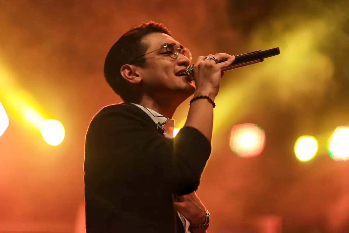 [Bintang] Kegalauan Mendalam Afgan di Video Klip Sudah