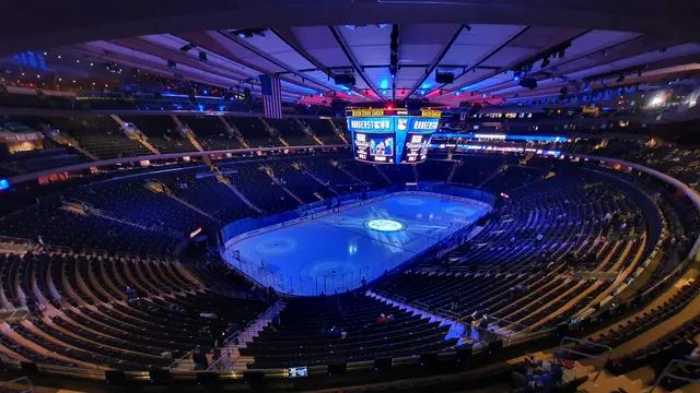 Sumber: Pernikahan Taylor Swift dan Travis Kelce Bakal Sulap Madison Square Garden bak Konser Eras