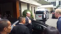 Menteri Dalam Negeri Australia, Peter Craig Dutton, berkunjung ke kantor Kementerian Politik, Hukum, dan Keamanan (Kemenko Polhukam). (Liputan6.com/Putu Merta)