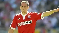 Bayern Munich's French midfielder Franck Ribery gestures during Bundesliga football match FC Bayern Munich vs VfB Stuttgart in the southern German city of Munich on May 23, 2009. AFP PHOTO DDP / OLIVER LANG