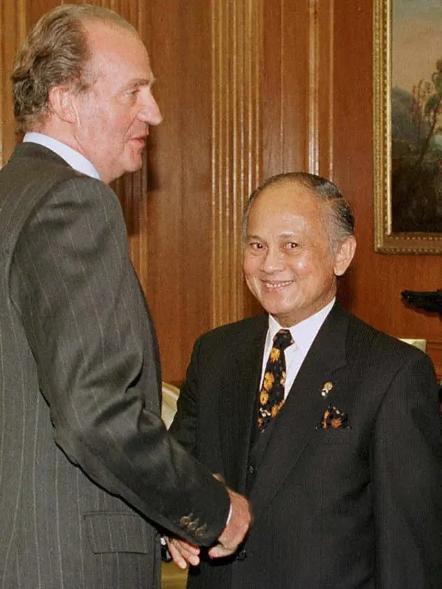Bj Habibie