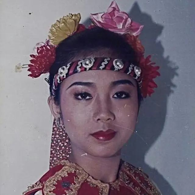 Genap Berusia 40 Tahun, Ini 7 Potret Lawas Soimah Saat Remaja