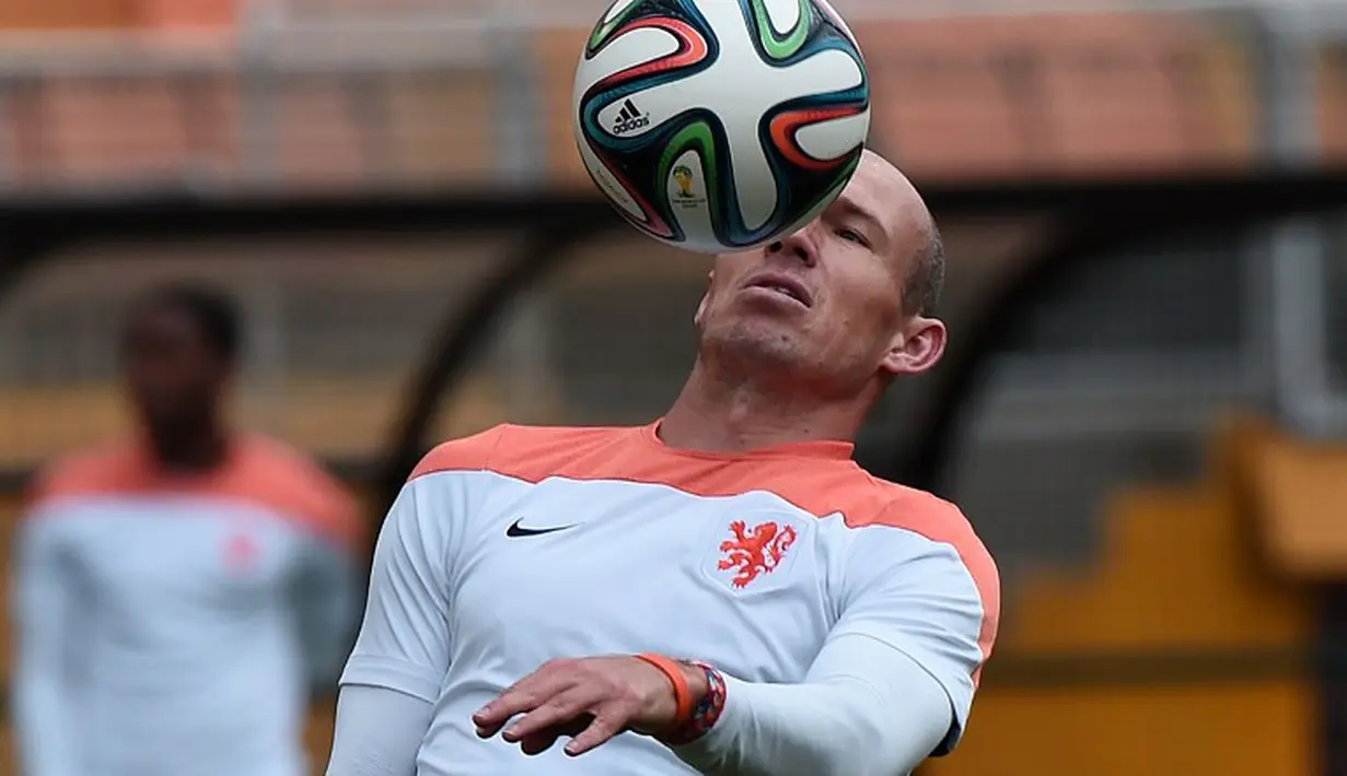 Jelang Argentina vs Belanda, Arjen Robben, mengaku tidak sependapat, jika Argentina bergantung terhadap Lionel Messi, Paulo Machado de Carvalho Stadium, Sao Paulo, Brasil, Rabu (9/7/2014) (AFP PHOTO / DAMIEN MEYER)
