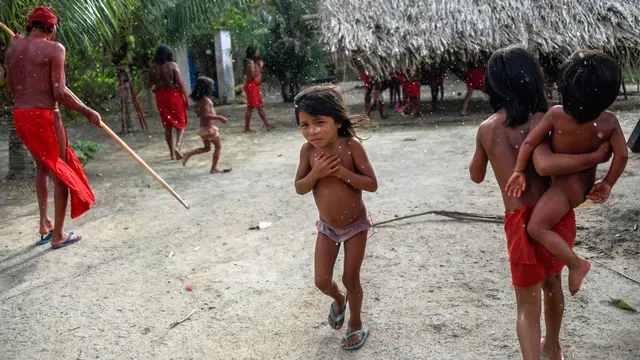 Ditengah Tekanan Pertambangan, Suku Waiapi Bertahan di Dalam Hutan Amazon