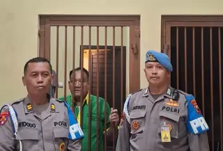Polisi di Tegal aniaya wanita