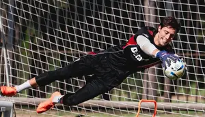 Manchester United Siapkan Rp291 Miliar untuk Boyong Kiper Muda River Plate