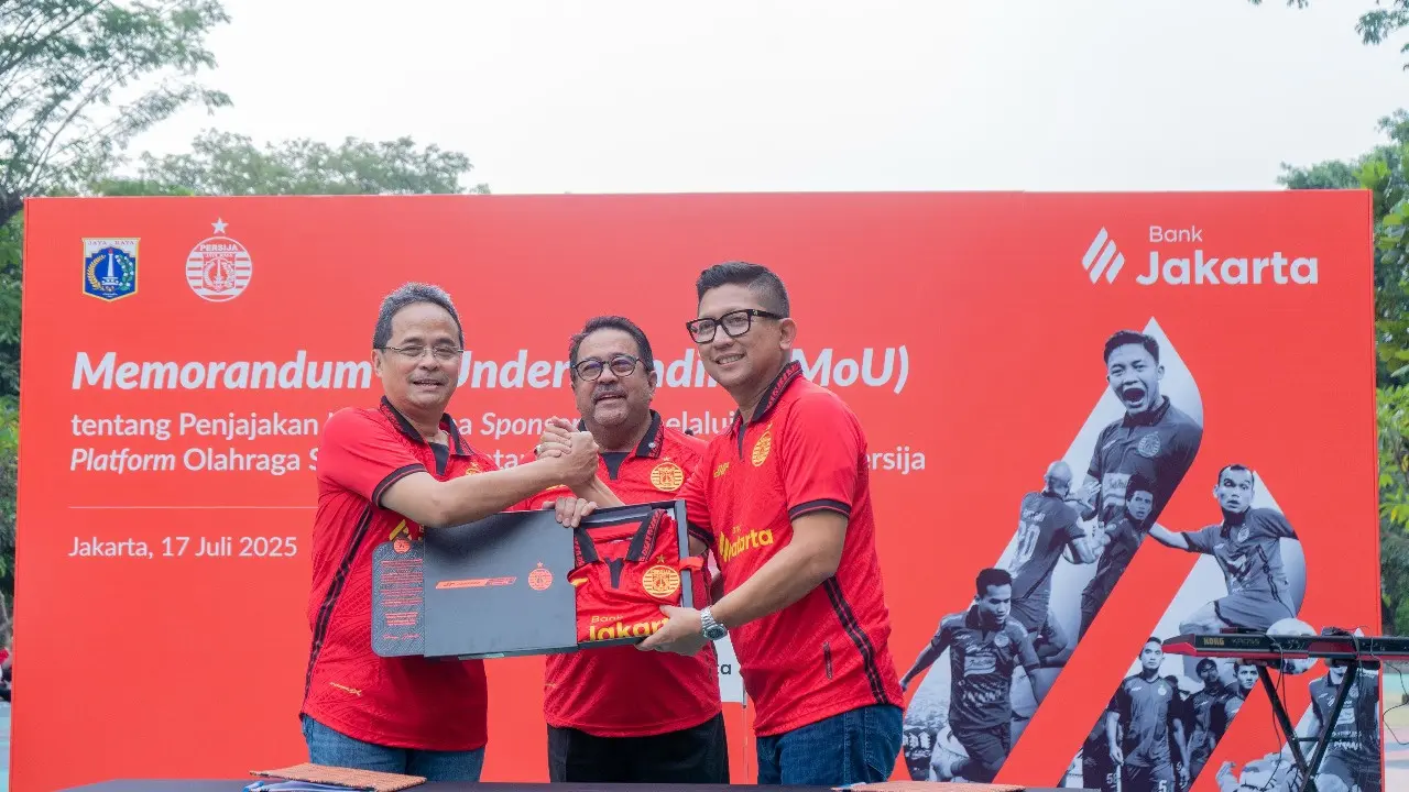 Bank Jakarta menandatangani nota kesepahaman (MoU) sponsorship dengan klub Persija Jakarta
