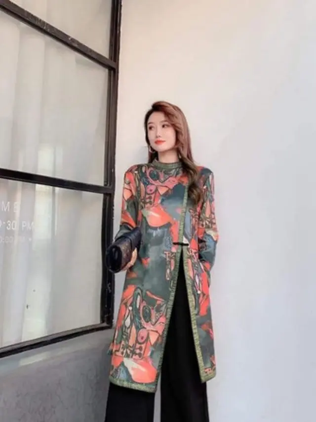 Inspirasi Batik Tunik Modis untuk ke Kantor dan Kondangan, Tampil Anggun dan Nyaman di Setiap Kesempatan