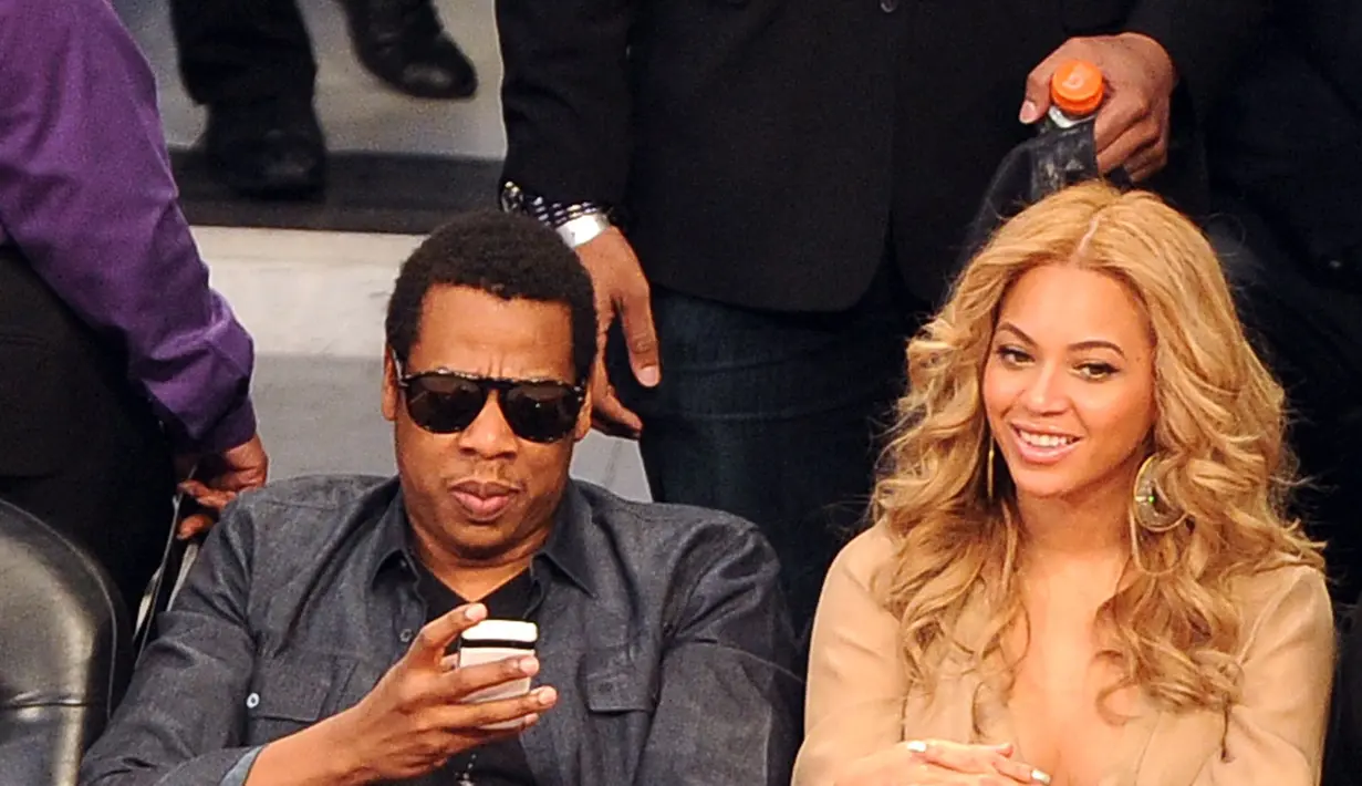 Namun tak sedikit juga yang mengingatkan Beyonce agar lain waktu tidak hanya sekedar memperhatikan kecantikannya, tapi juga keselamatan dirinya. Mereka juga mengatakan agar Beyonce tak mengenakan perhiasan yang berbahaya. (AFP/Bintang.com)