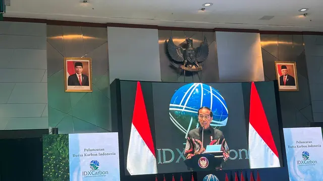 Presiden Joko Widodo (Jokowi) meresmikan bursa karbon di Bursa Efek Indonesia (BEI) pada Selasa (26/9/2023). (Foto: Liputan6.com/Elga N)