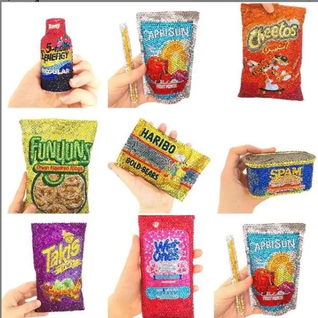 Mengubah Bungkus Snack Jadi Aksesori dengan Hiasan Manik Berkilau