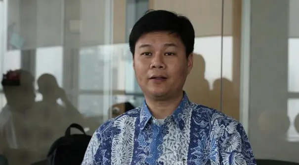 Wawancara Bola.com dengan CEO Uni Papua Football Community Harry Widjaja.