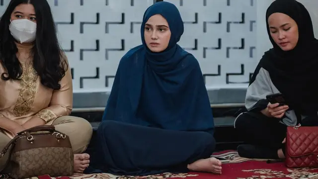 Syukuran Rumah Baru Syifa Hadju